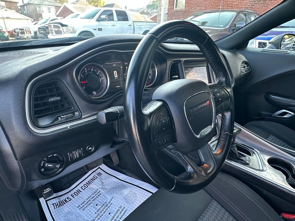 2021 Dodge Challenger Image 12