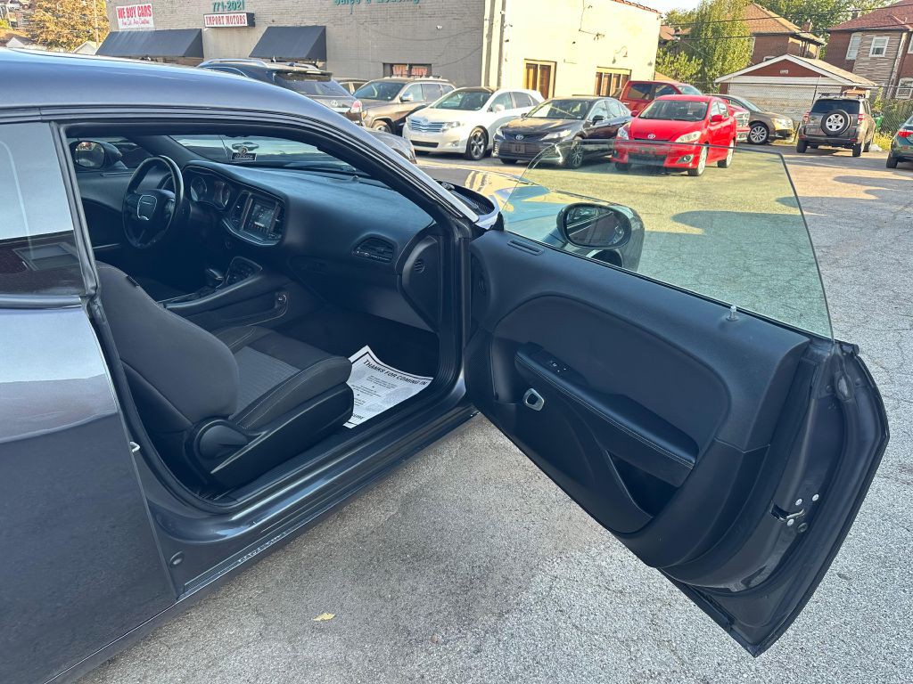 2021 Dodge Challenger Image 13