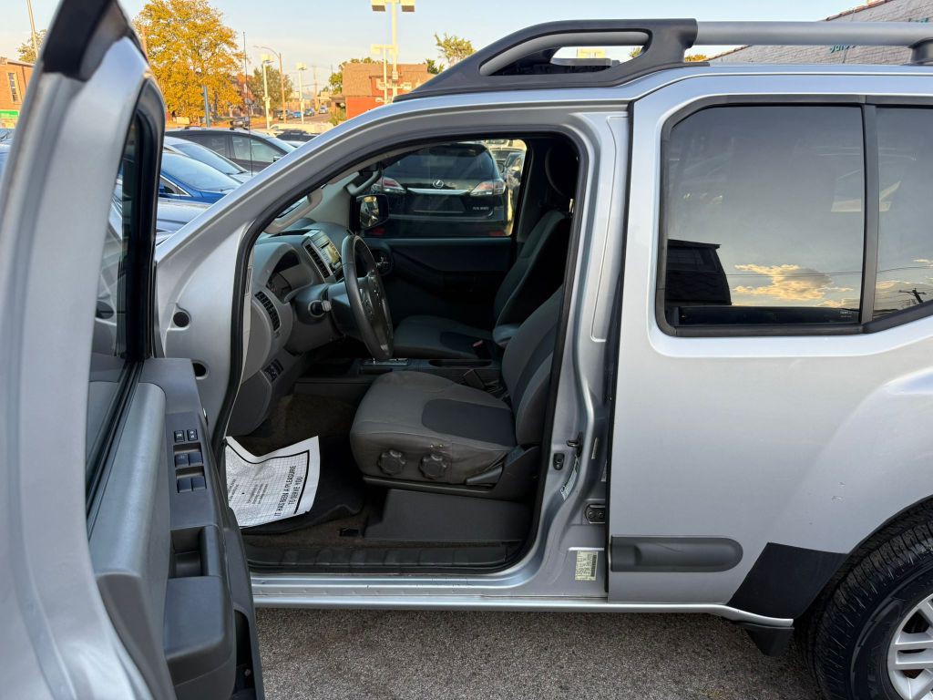 2014 Nissan Xterra Image 11