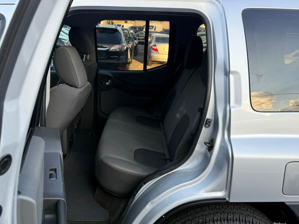2014 Nissan Xterra Image 20