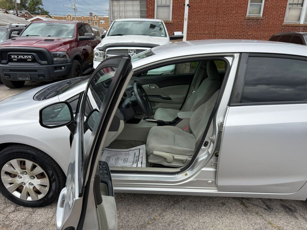2012 Honda Civic Image 10