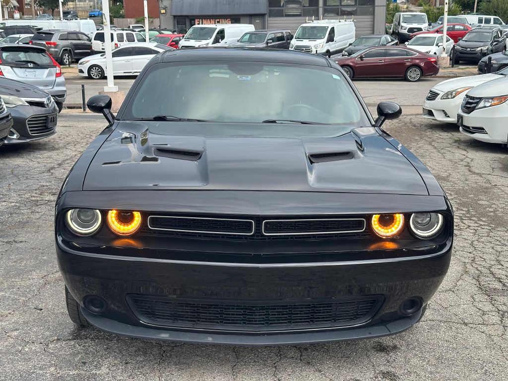 2017 Dodge Challenger Image 2