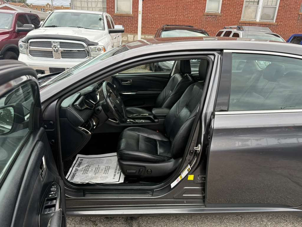 2014 Toyota Avalon Image 9
