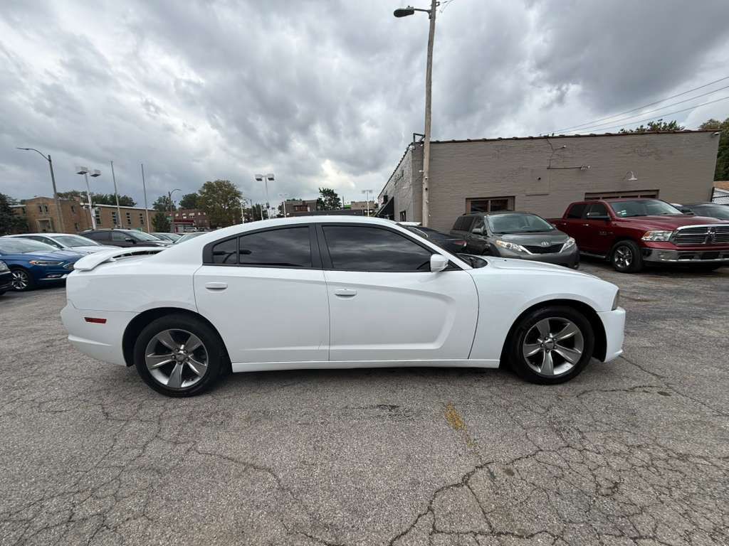 2013 Dodge Charger Image 4