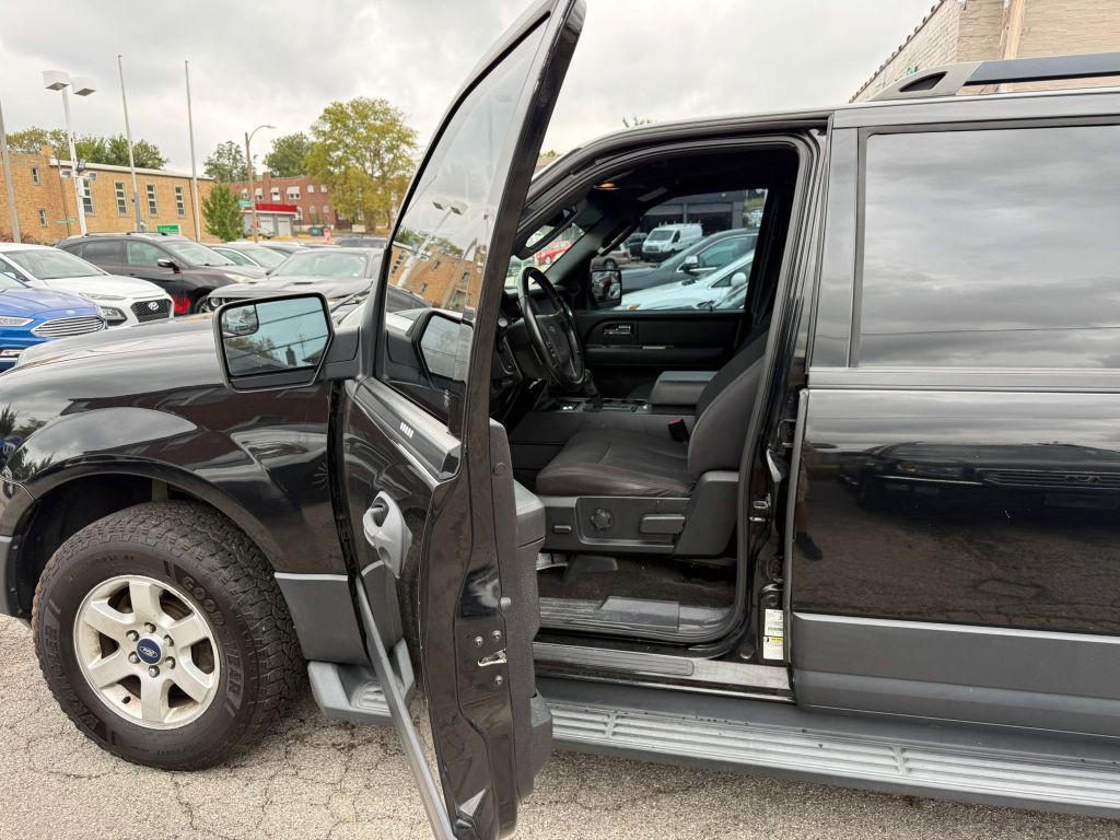 2017 Ford Expedition Image 9