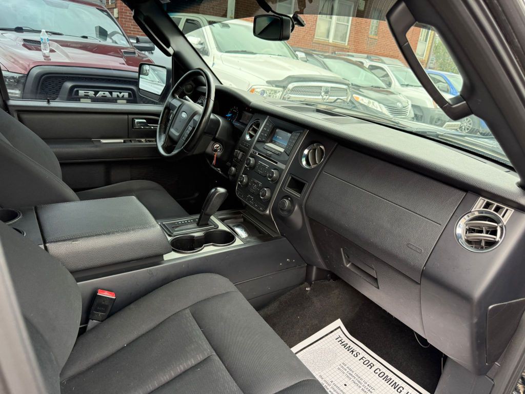 2017 Ford Expedition Image 15