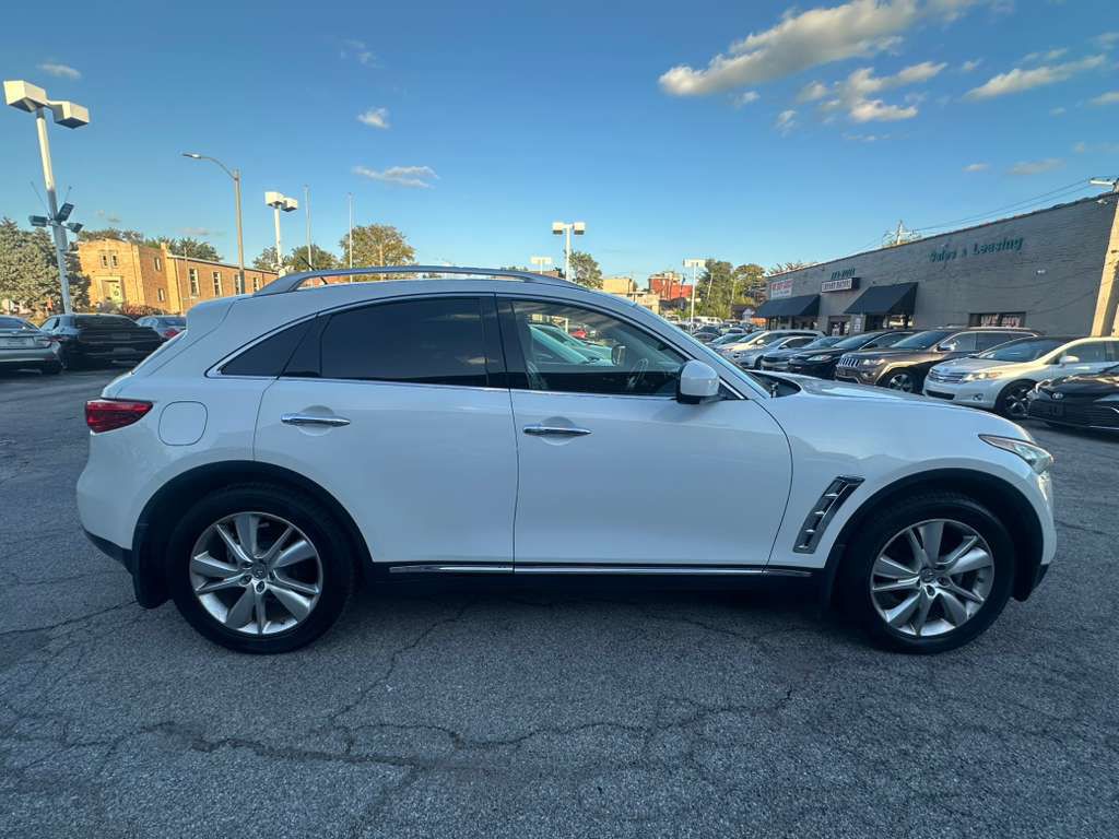 2012 INFINITI FX35 Image 4