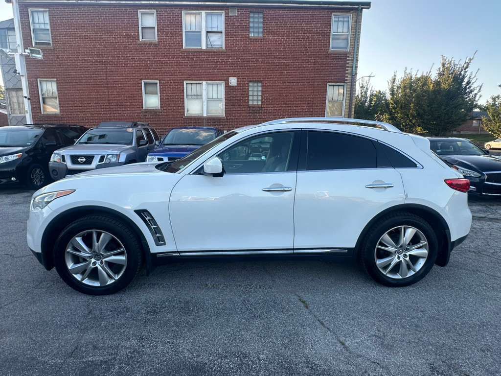2012 INFINITI FX35 Image 5