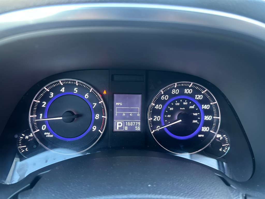2012 INFINITI FX35 Image 15
