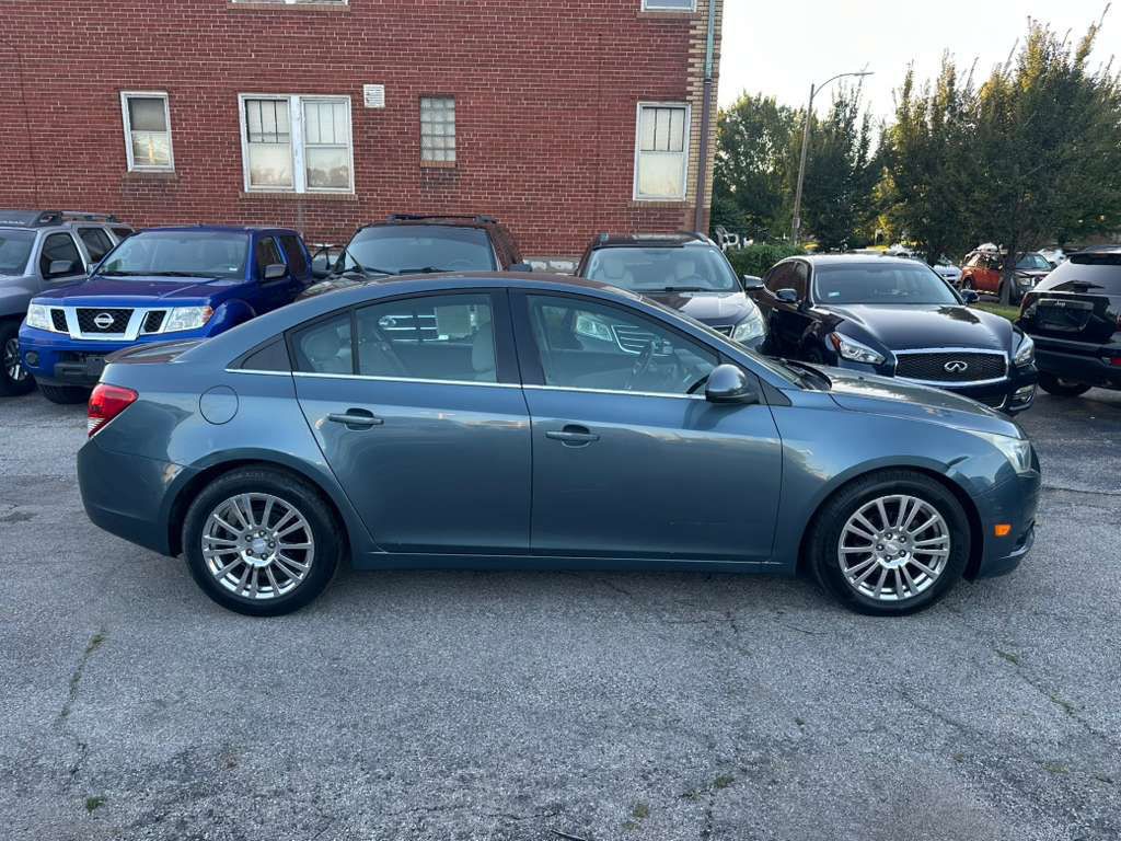 2012 Chevrolet Cruze Image 4