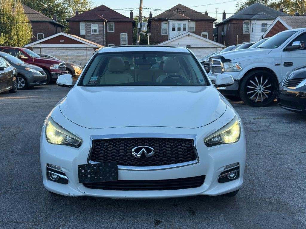 2014 INFINITI Q50 Image 2