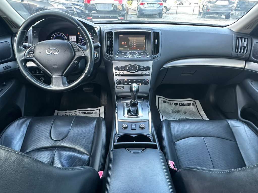 2012 INFINITI G37 Image 16