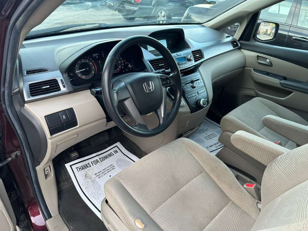 2012 Honda Odyssey Image 13
