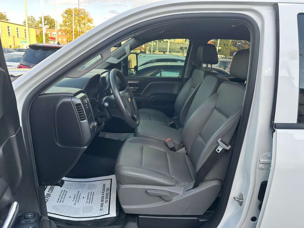 2018 Chevrolet Silverado 1500 Image 10