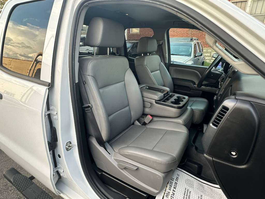 2018 Chevrolet Silverado 1500 Image 12