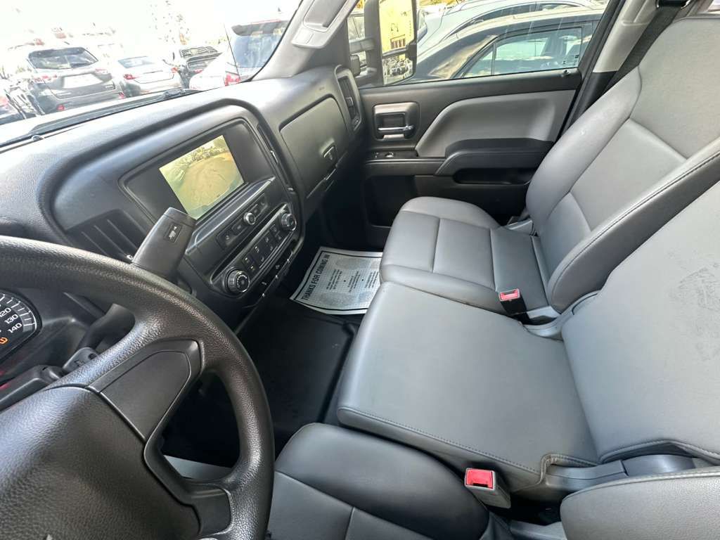 2018 Chevrolet Silverado 1500 Image 16