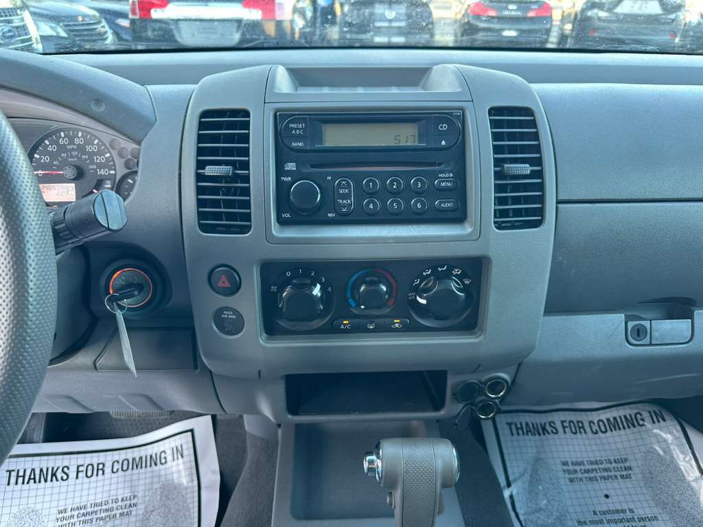 2007 Nissan Frontier Image 15