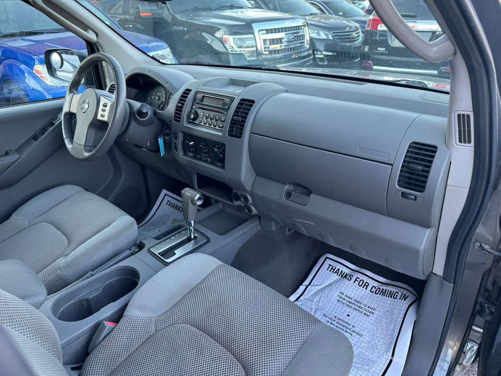 2007 Nissan Frontier Image 18