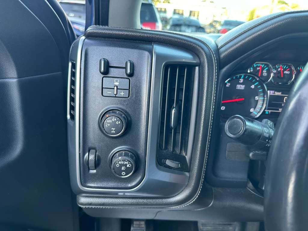 2015 Chevrolet Silverado 1500 Image 19
