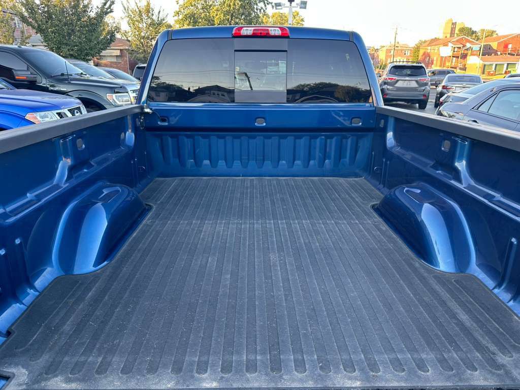 2015 Chevrolet Silverado 1500 Image 24