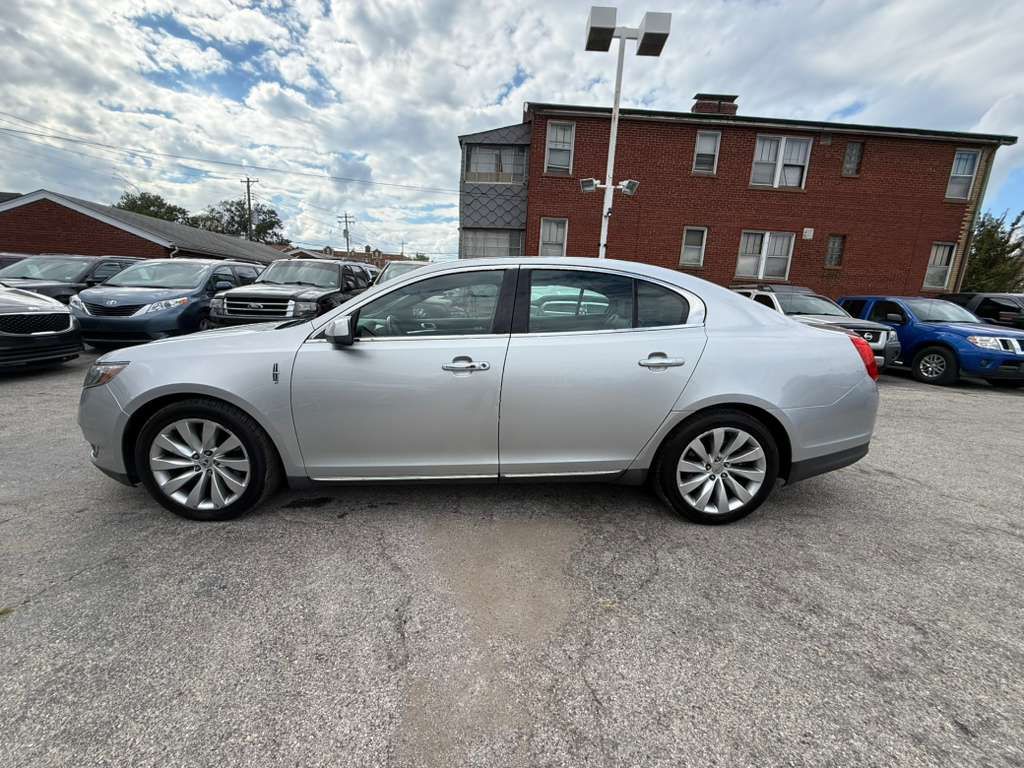 2013 Lincoln MKS Image 5