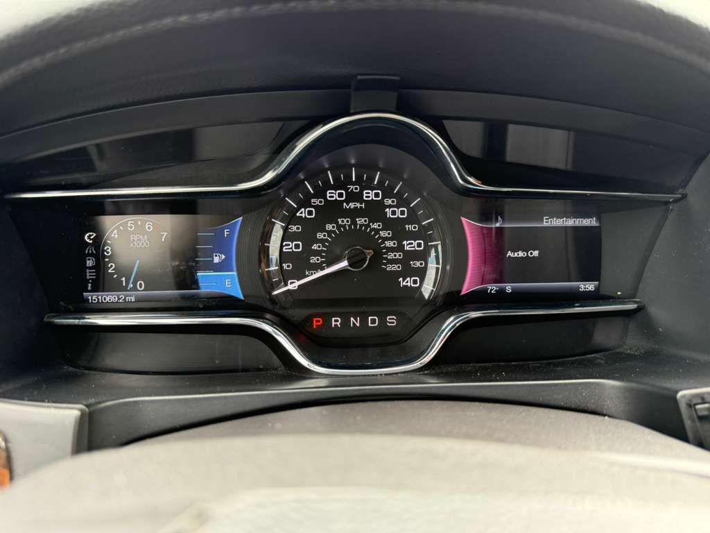 2013 Lincoln MKS Image 16