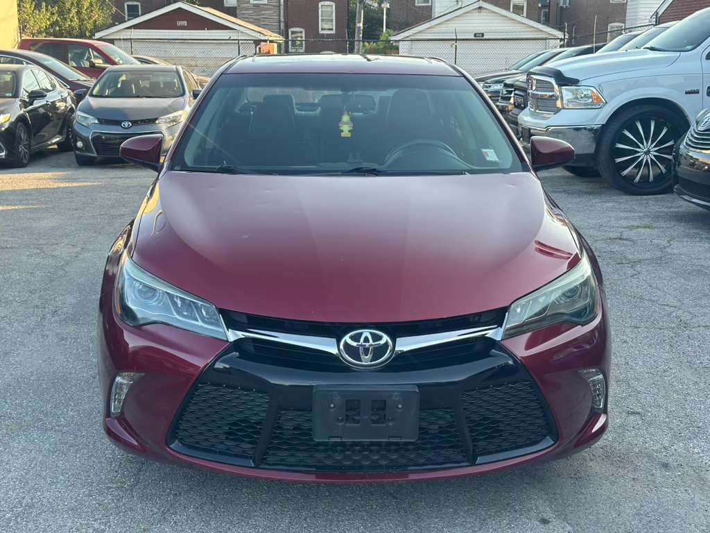 2015 Toyota Camry Image 2