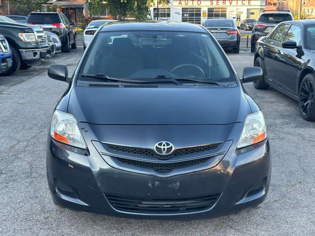 2007 Toyota Yaris Image 2
