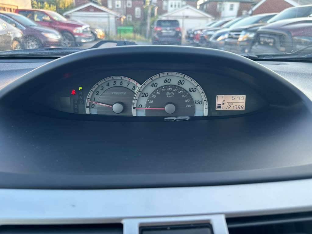 2007 Toyota Yaris Image 13