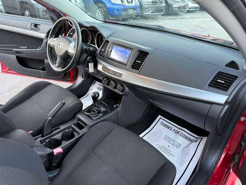 2011 Mitsubishi Lancer Image 14