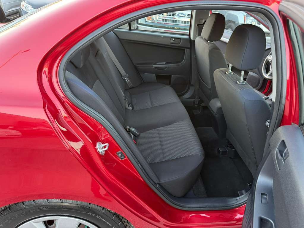 2011 Mitsubishi Lancer Image 19