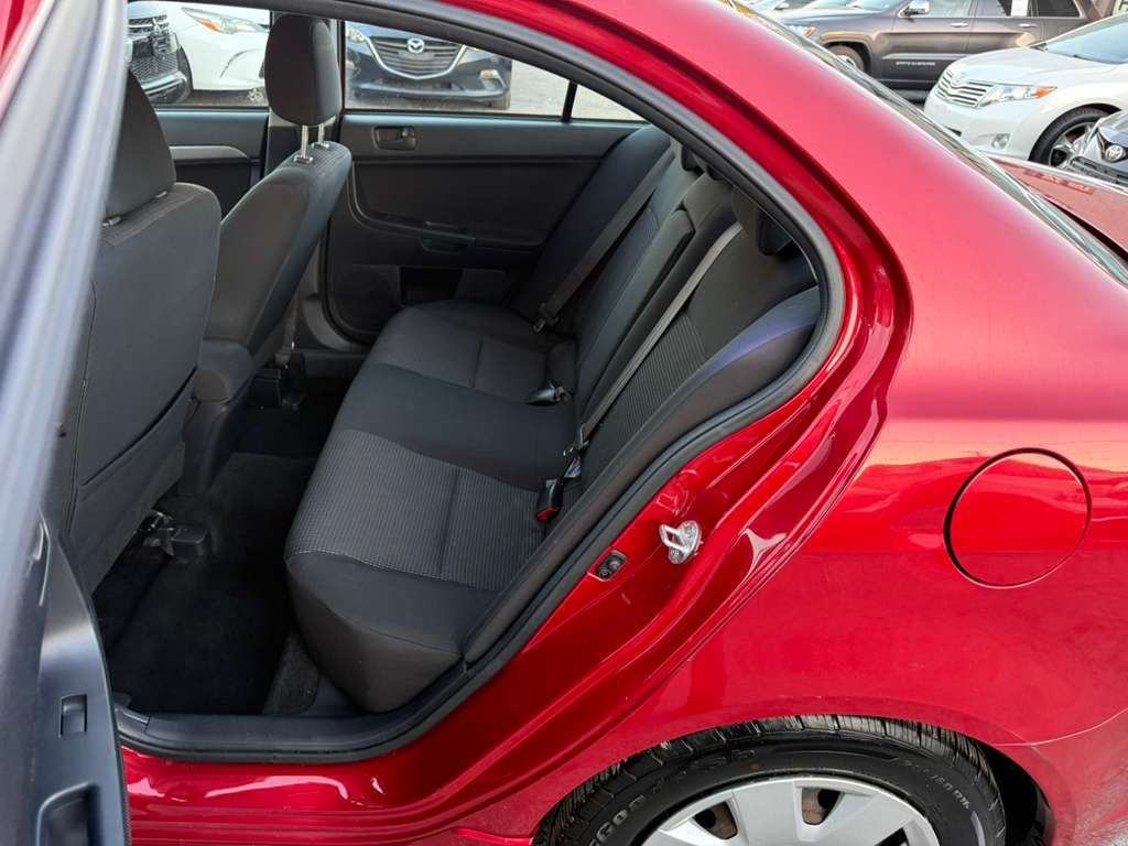 2011 Mitsubishi Lancer Image 20