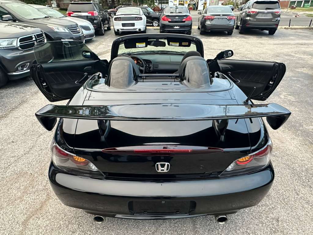 2008 Honda S2000 Image 12