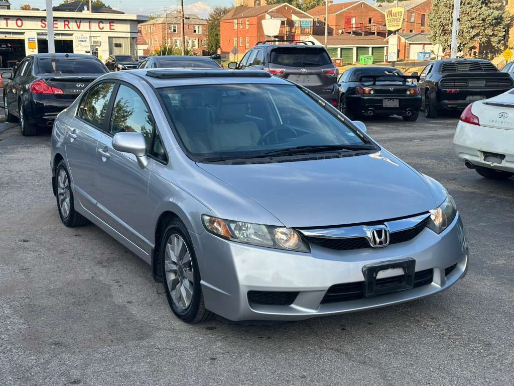 2011 Honda Civic Image 1