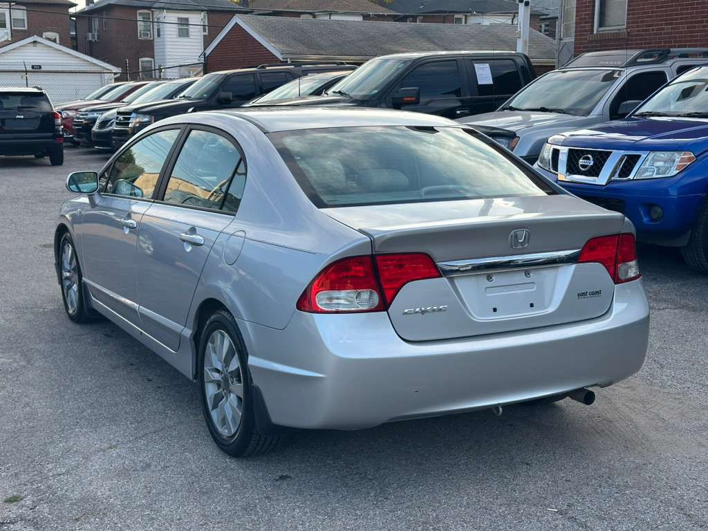 2011 Honda Civic Image 7