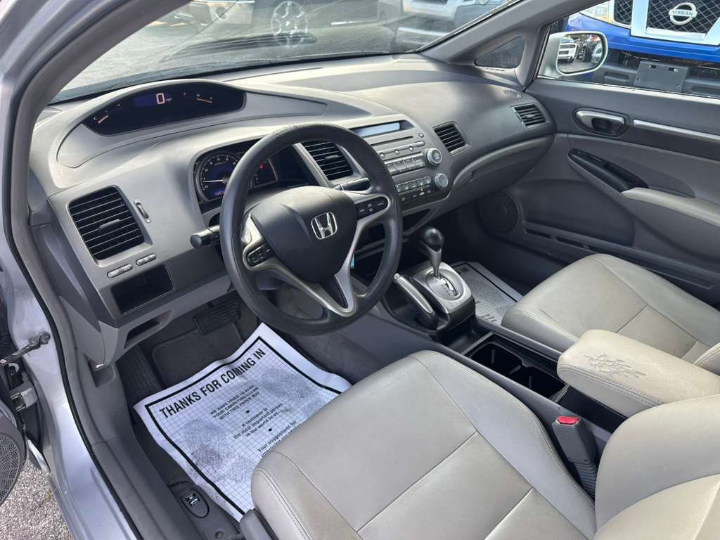 2011 Honda Civic Image 11