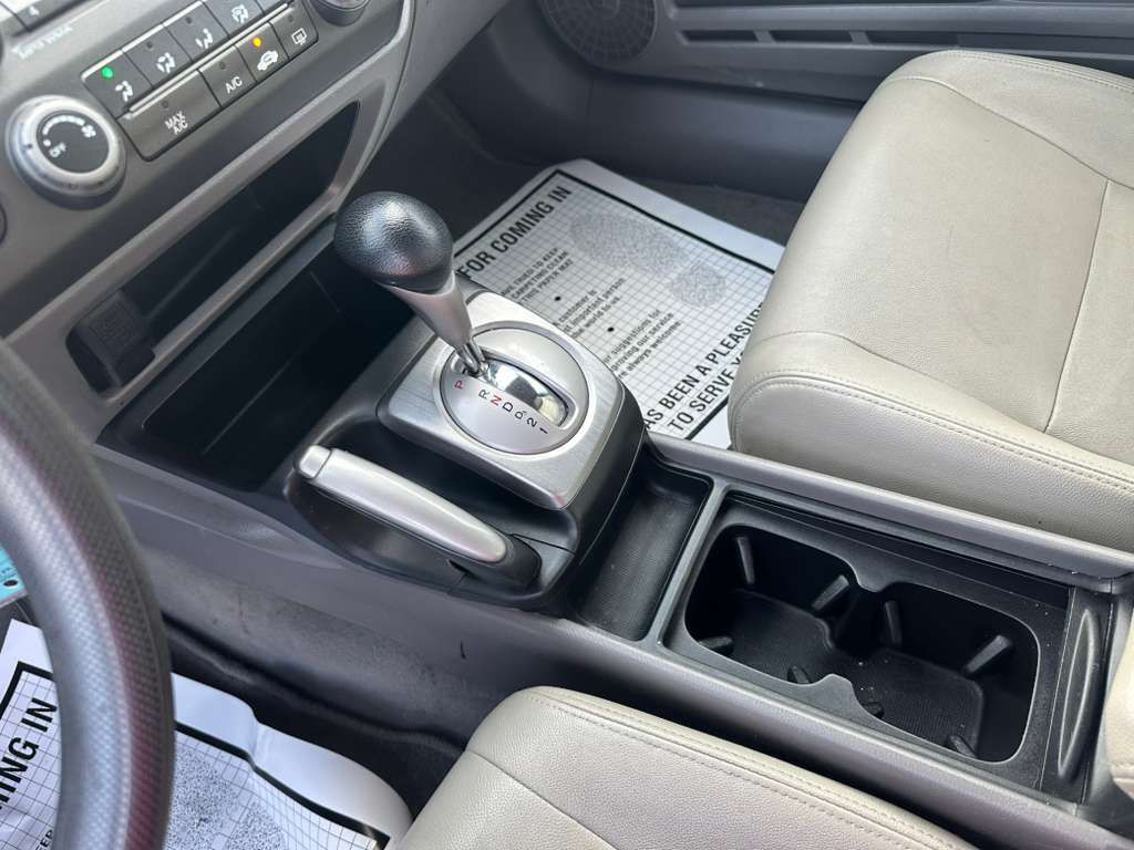 2011 Honda Civic Image 17