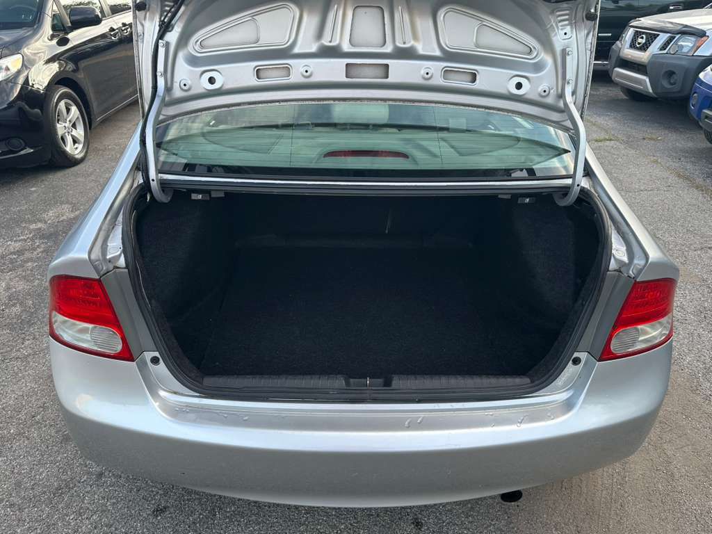 2011 Honda Civic Image 22