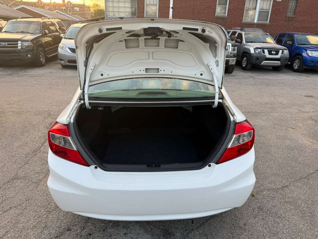 2012 Honda Civic Image 8
