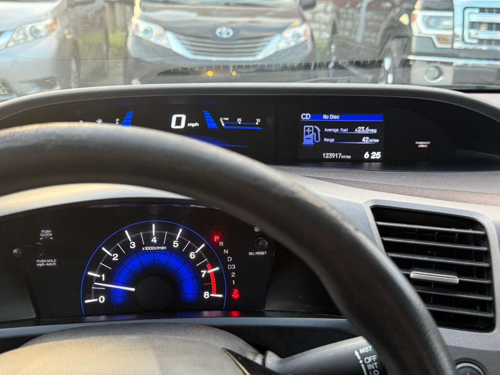 2012 Honda Civic Image 13