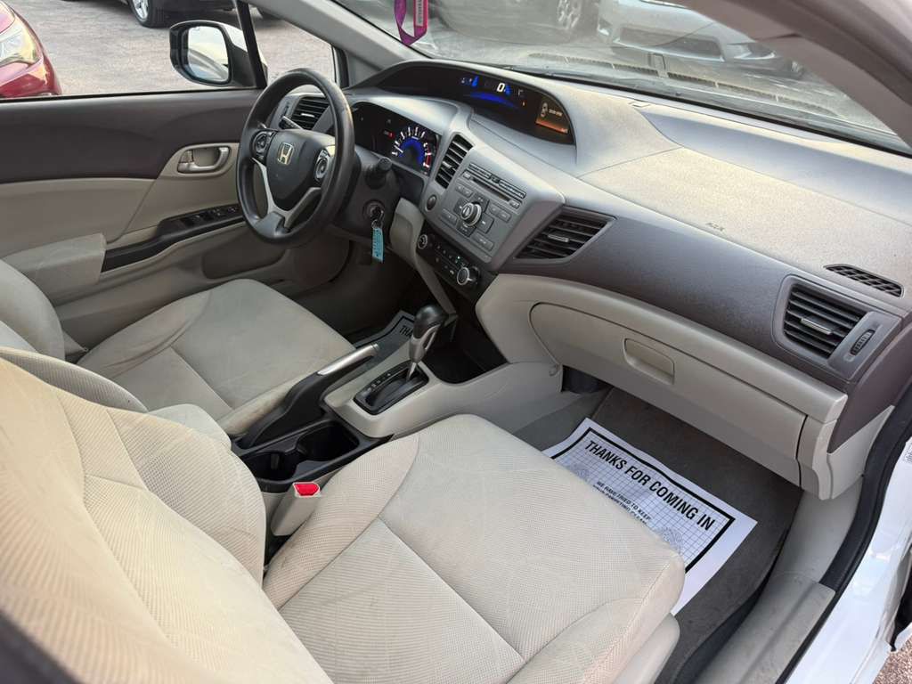 2012 Honda Civic Image 18