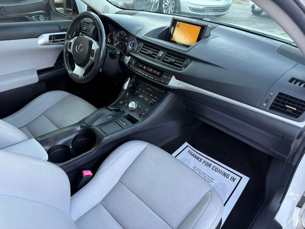 2012 Lexus CT Image 20