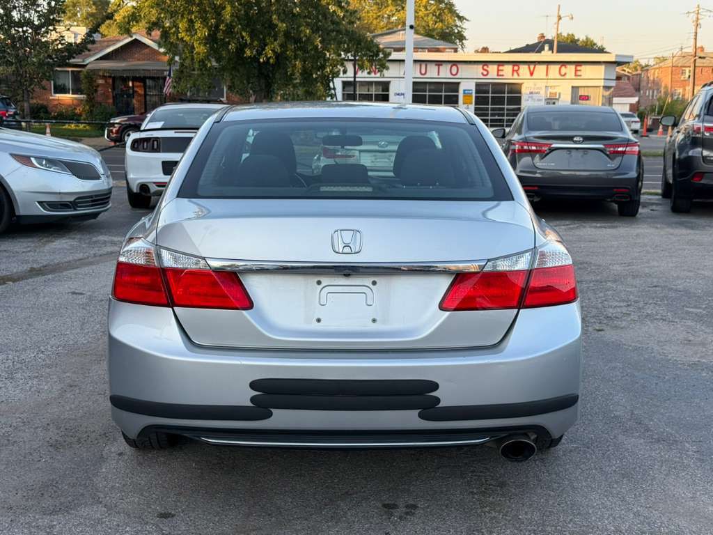 2013 Honda Accord Image 8