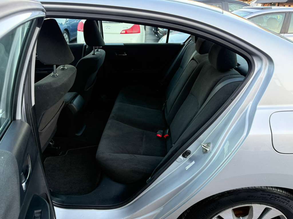 2013 Honda Accord Image 19