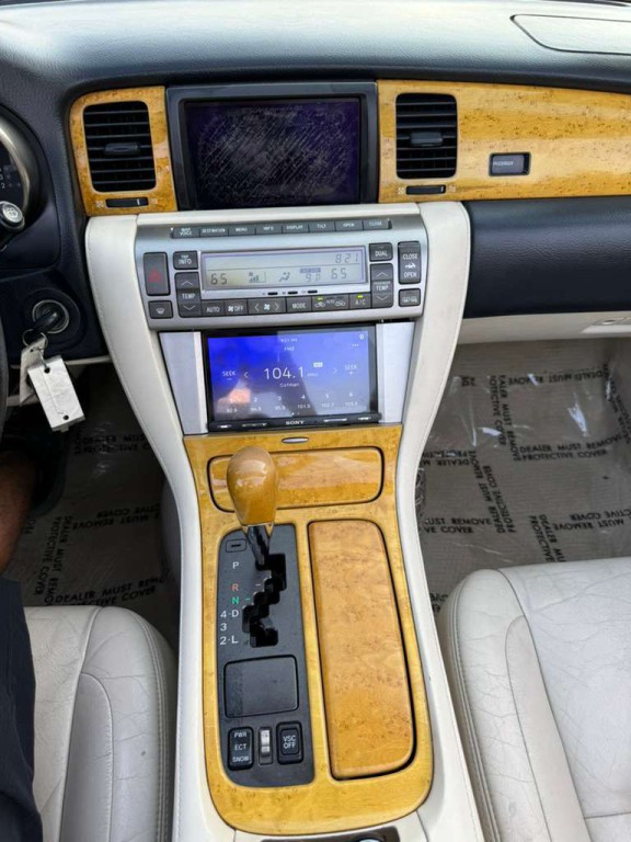 2002 Lexus SC Image 21