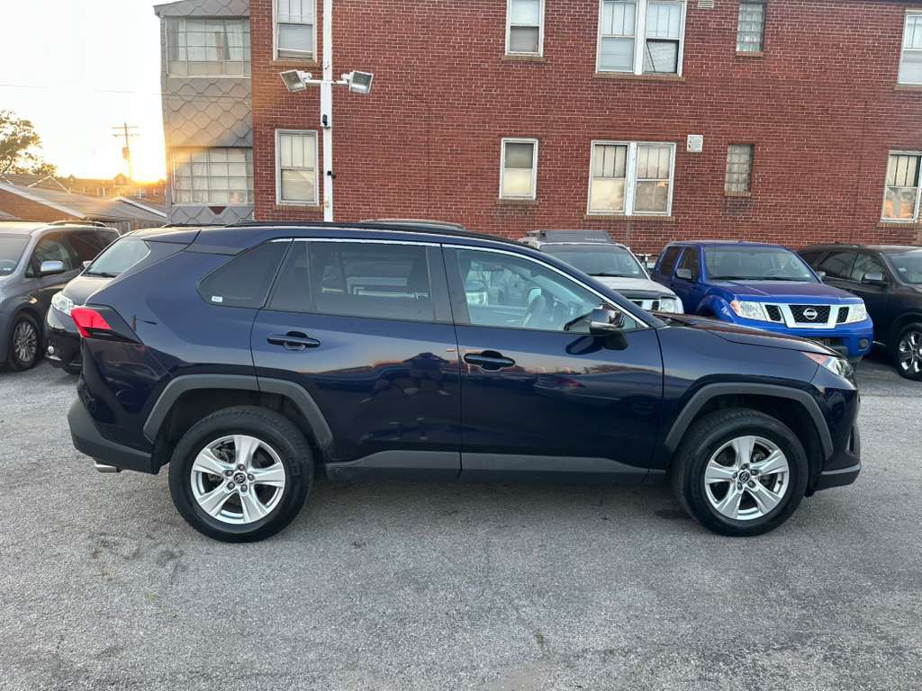 2020 Toyota Rav4 Image 4