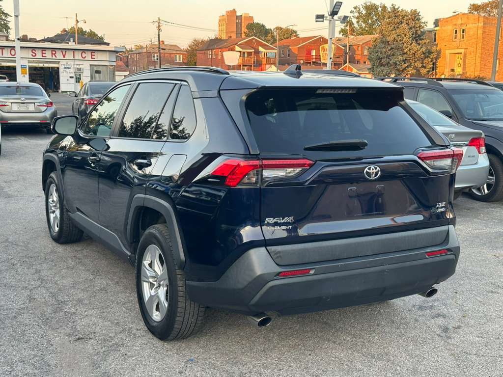 2020 Toyota Rav4 Image 8