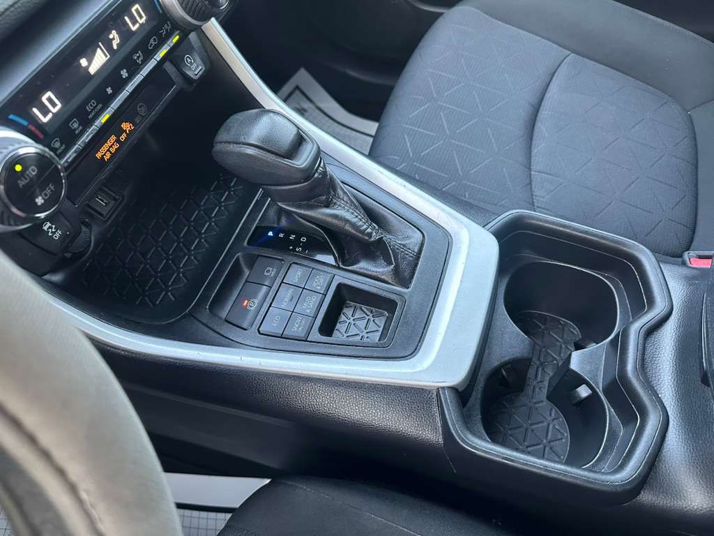 2020 Toyota Rav4 Image 18