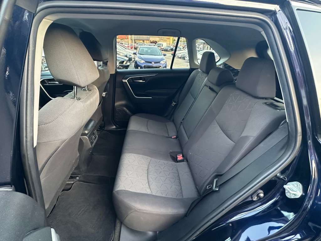 2020 Toyota Rav4 Image 21