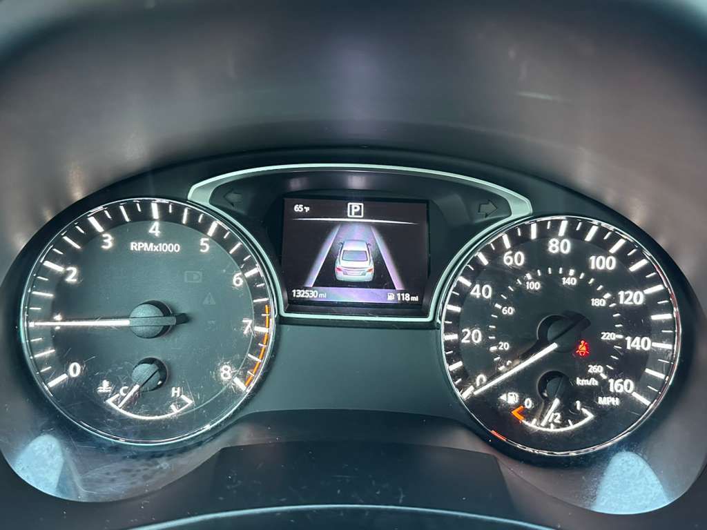 2016 Nissan Altima Image 15